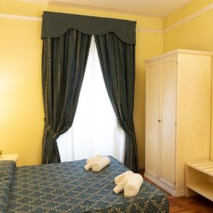 Kamer met een Queen Size Bed